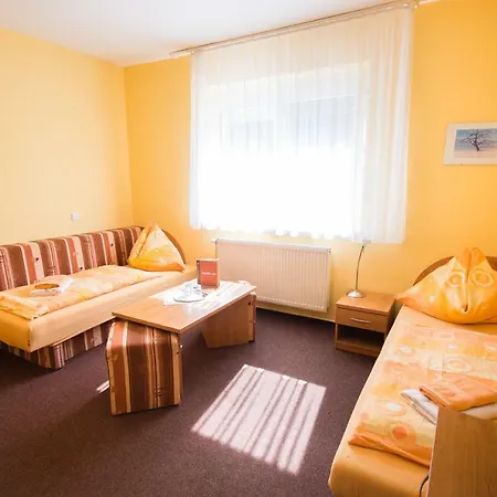 Ajda Guest house 2*